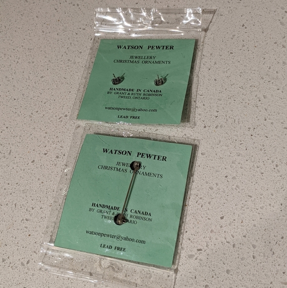 Pewter Brooch & Earrings - Picture 2 of 4